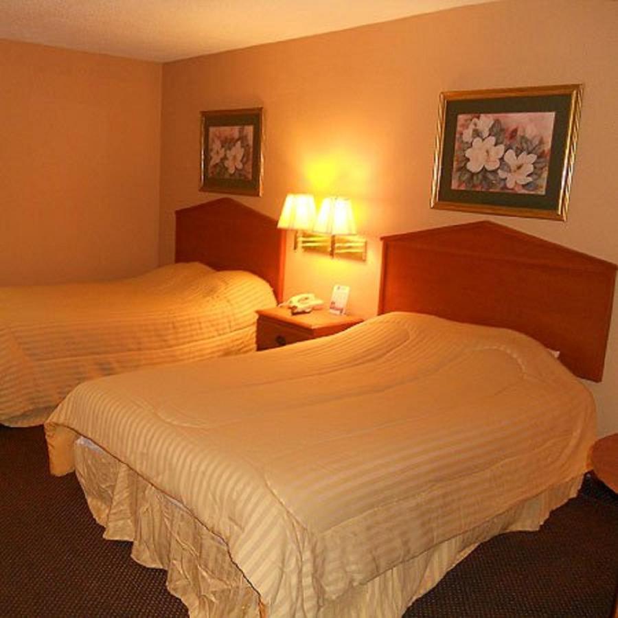 Relax Inn Гренада Экстерьер фото
